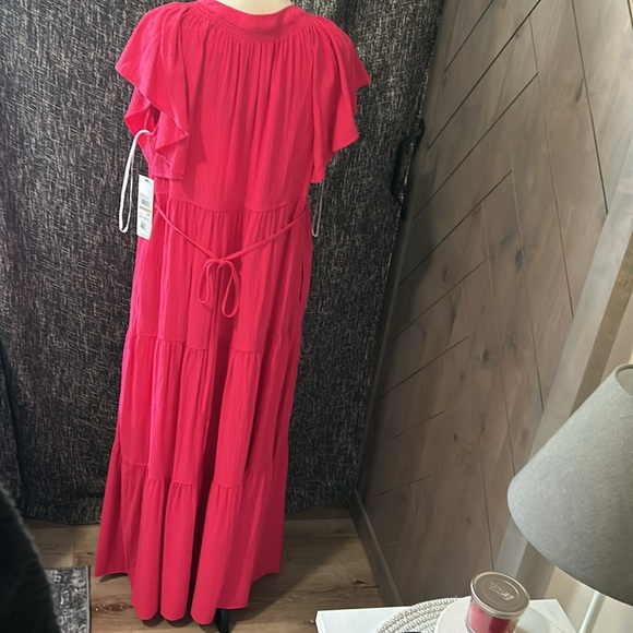 Lightweight flowy beautiful maxi dress - Picture 2 of 6